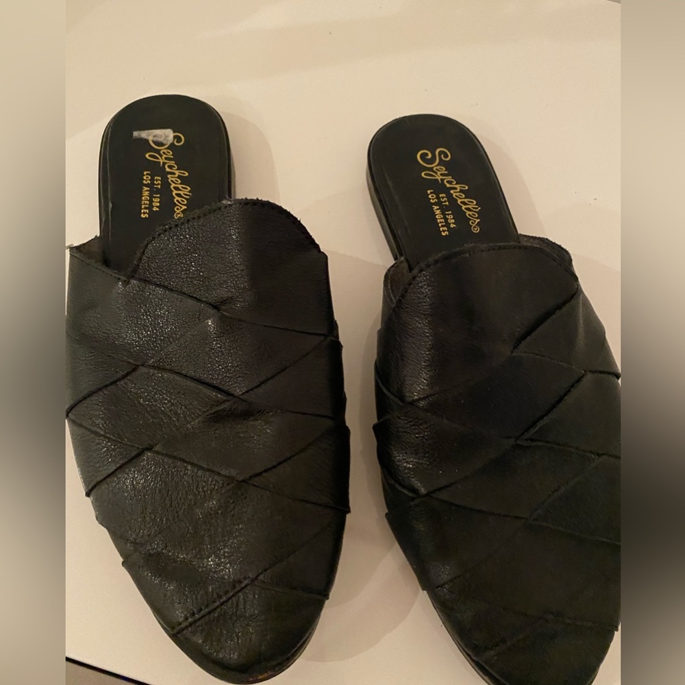 Anthropologie Seychelles Flat Woven Leather Slides